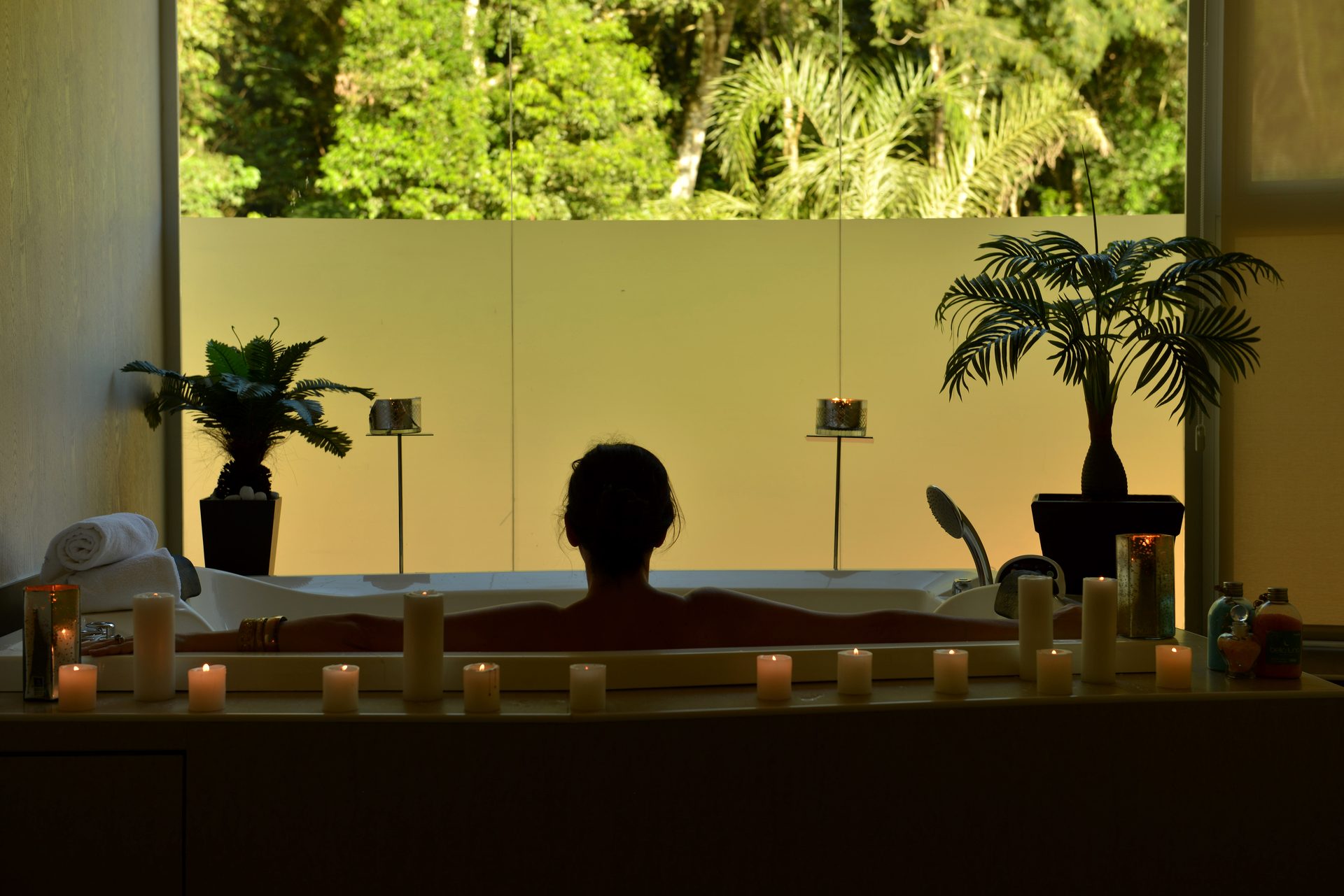 Hidromasaje con vista a la selva